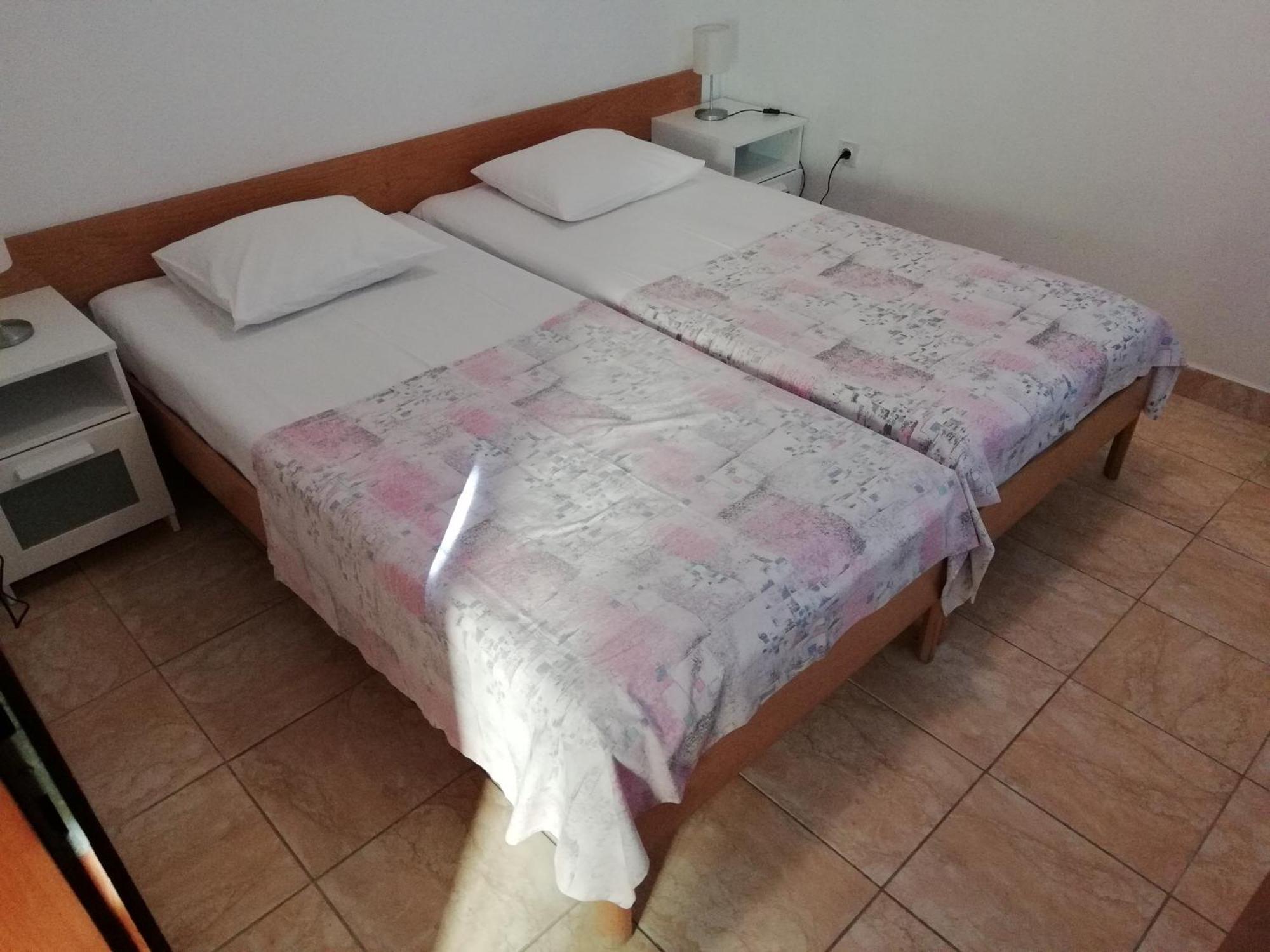 Mia Apartman